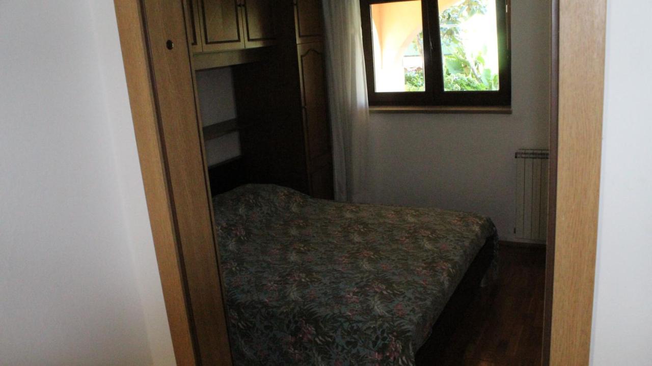 Apartman 100M2, Full Opremljen, Privatni Parking. Pula Extérieur photo